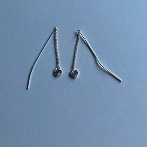 Heart dangle earring